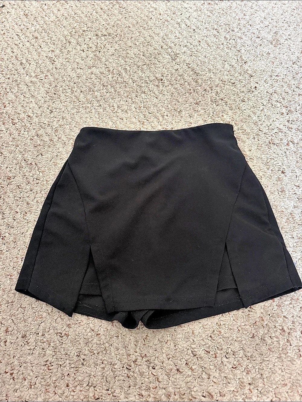Black Skort Like New